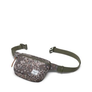 Fifteen Hip Pack in Green Pea Camo